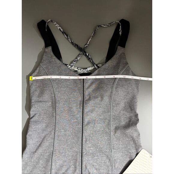 Lululemon Hot To Street Tank top Heathered Slate strappy back size 4 new - Picture 10 of 13